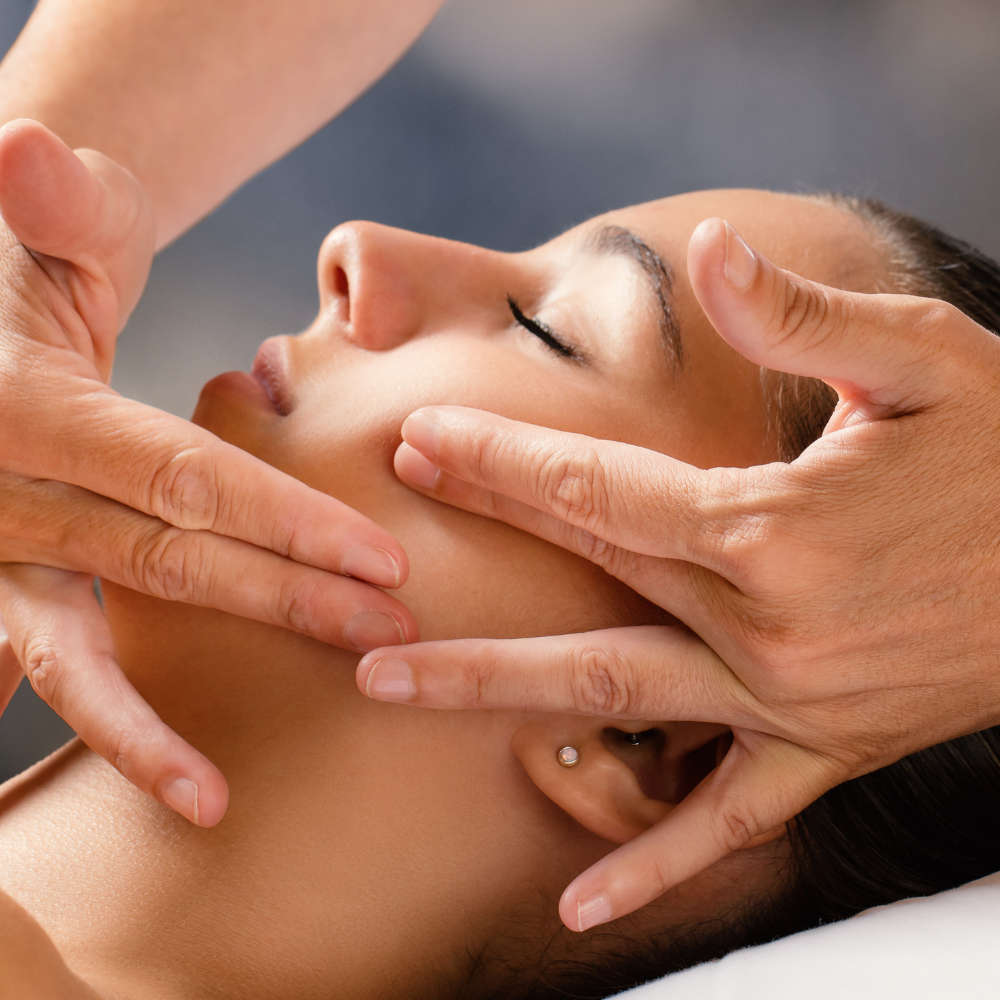 Face & Eye Massage Treatment